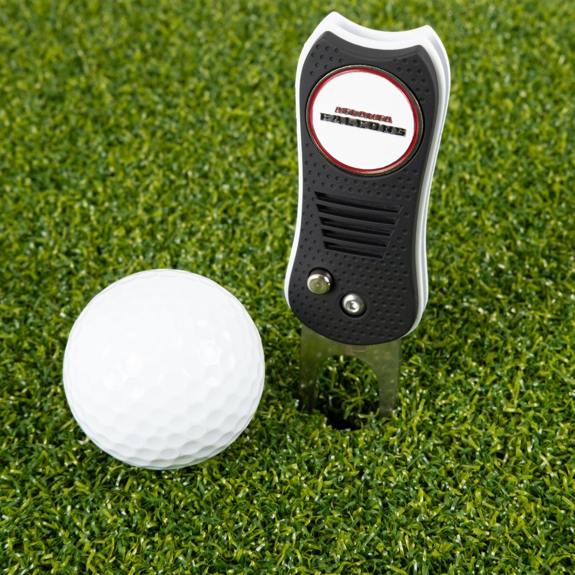 Atlanta Falcons Switchblade Divot Tool - Image 2 - Club Rehab