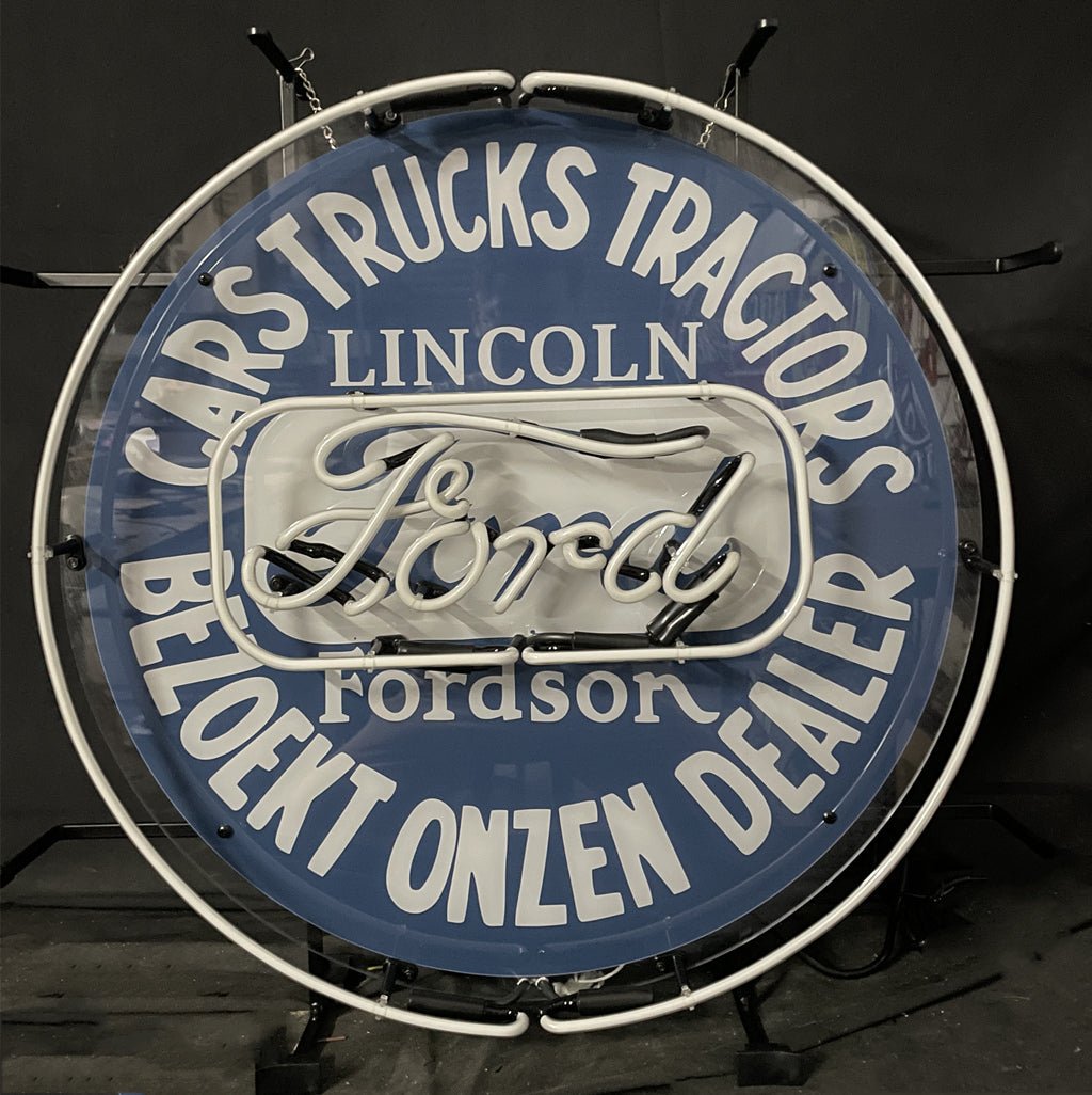 Carstucks Tractors Bezoekt Onzen Dealer Lincoln Forddson Ford Neon Signs Light - Club Rehab