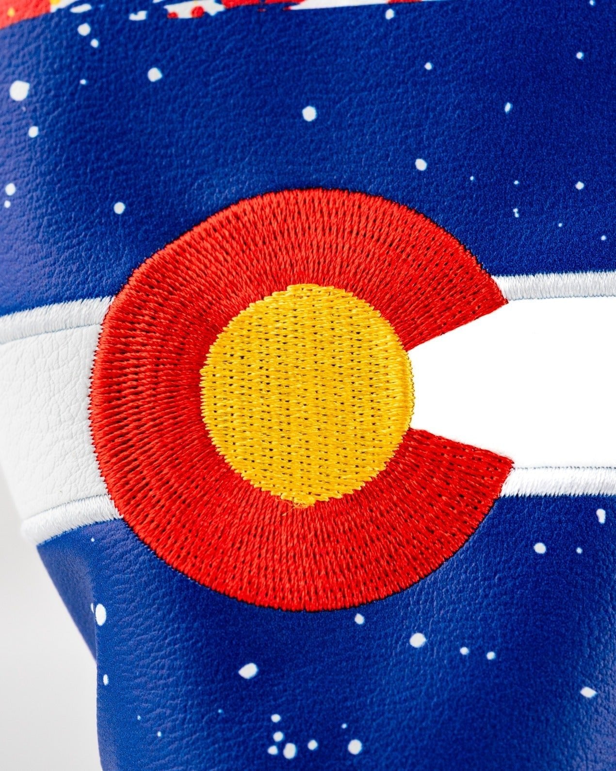 Colorado 2.0 - Hybrid Cover - Club Rehab