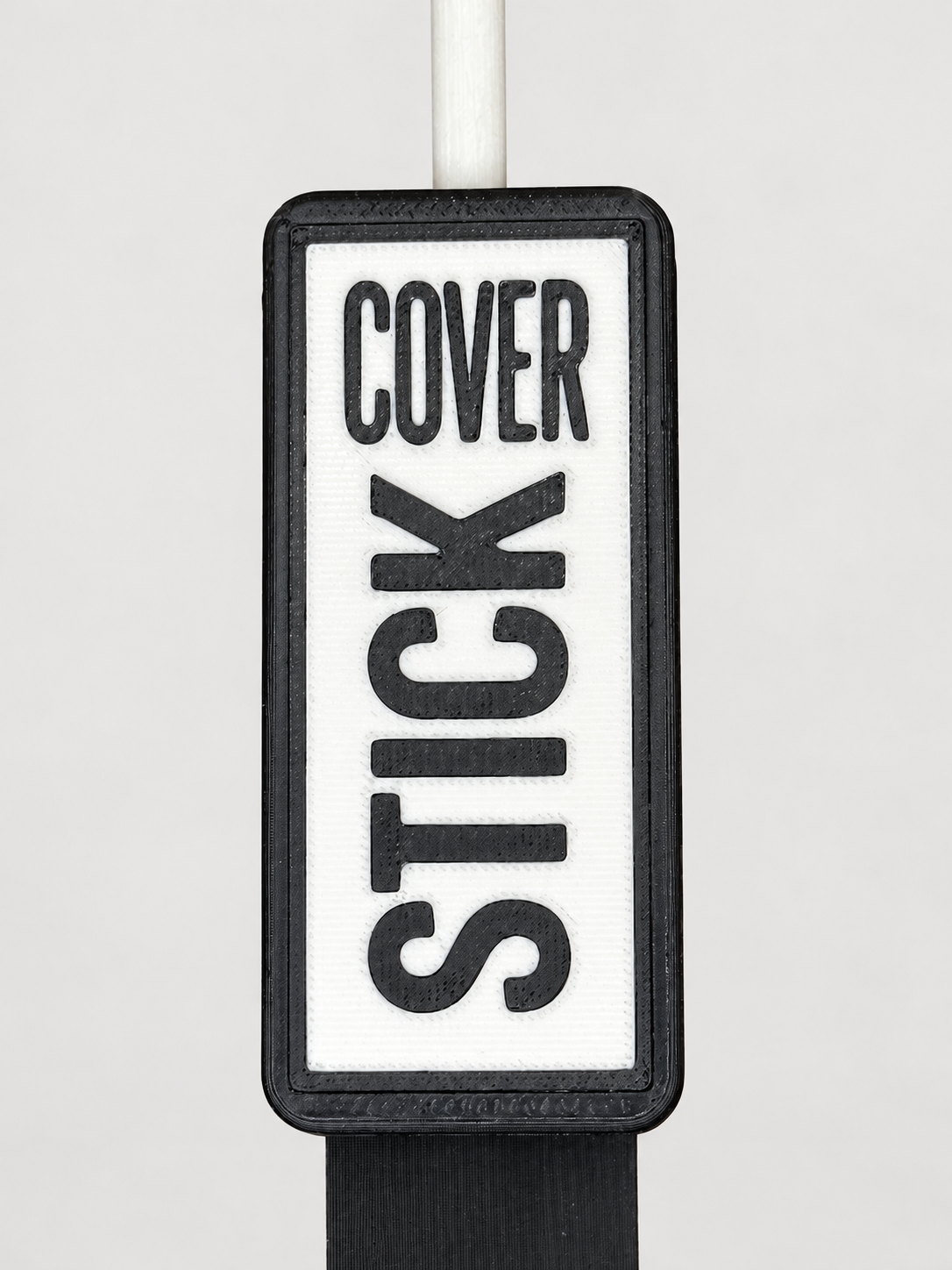 CoverStick Black/White faceplate detail