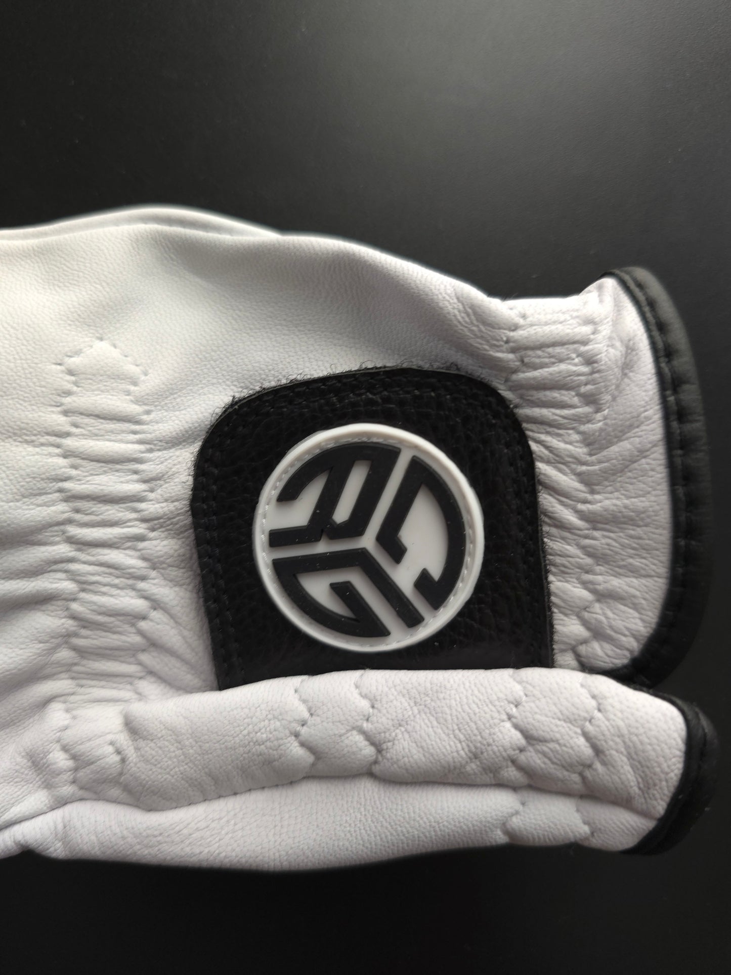 The Vice Grip Golf Glove