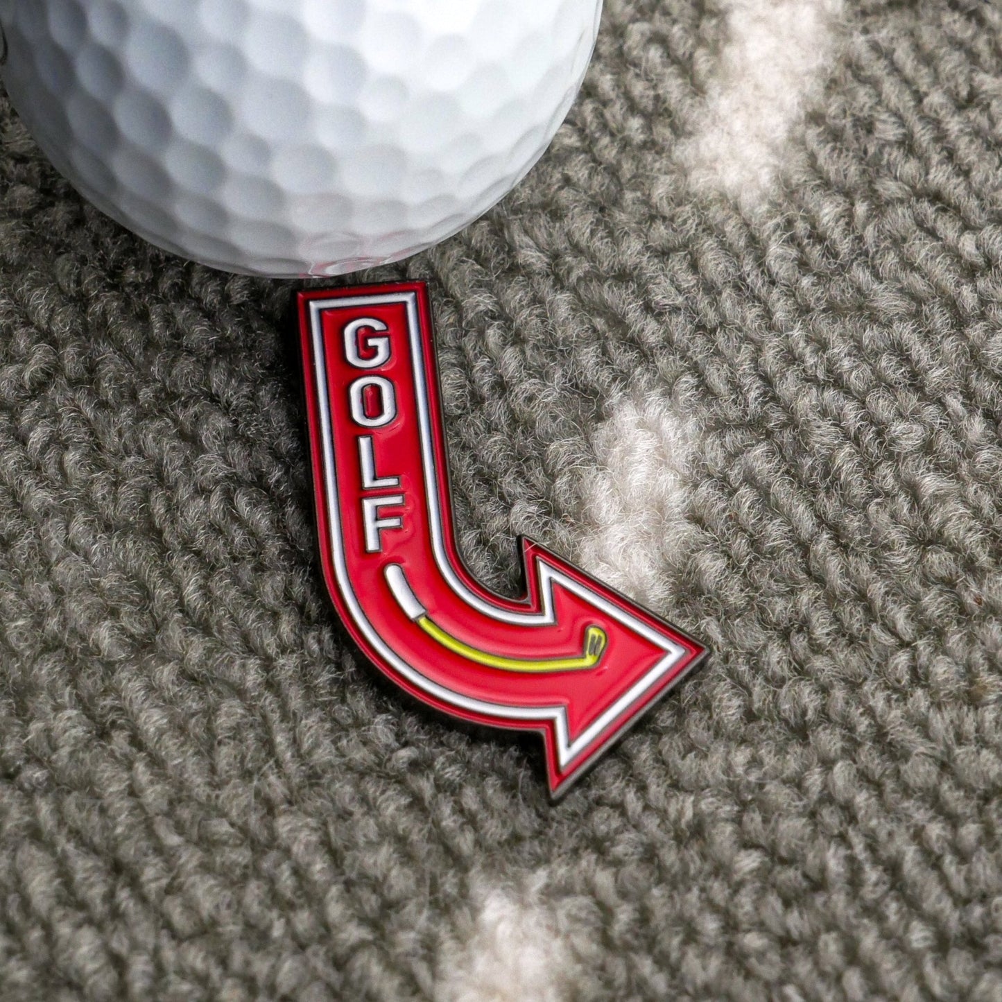 Golf Neon Arrow Sign Ball Marker - Club Rehab