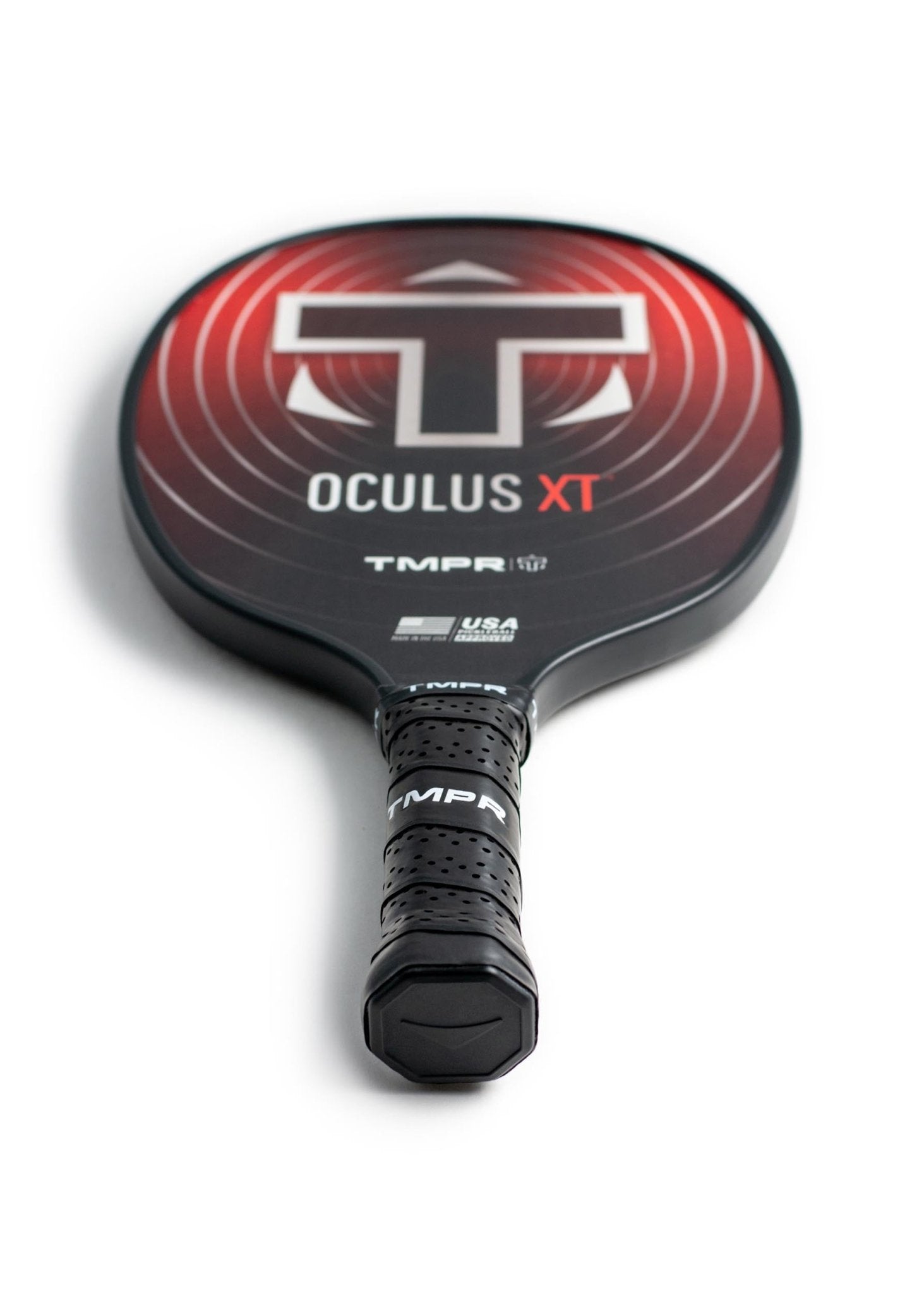 Oculus XT - Red Medium Weight (7.6 - 8.0 oz.) - Club Rehab