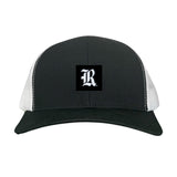 Black / White Curved Mesh Snapback