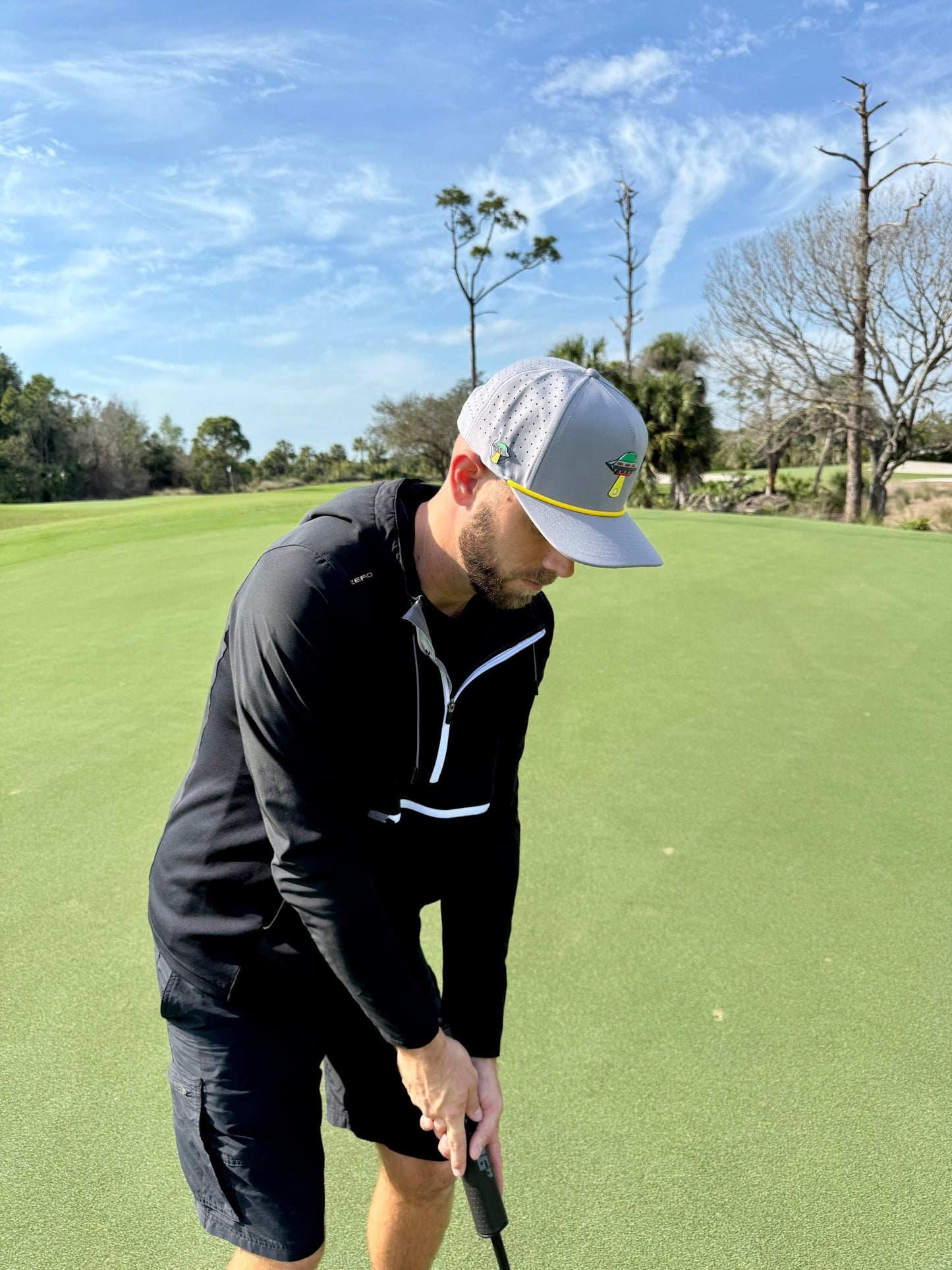 UFO Golf Hat | Snapback Cap | Built-in Magnetic Ball Marker Holder + Marker Included | Adjustable | Alien Gray - Club Rehab