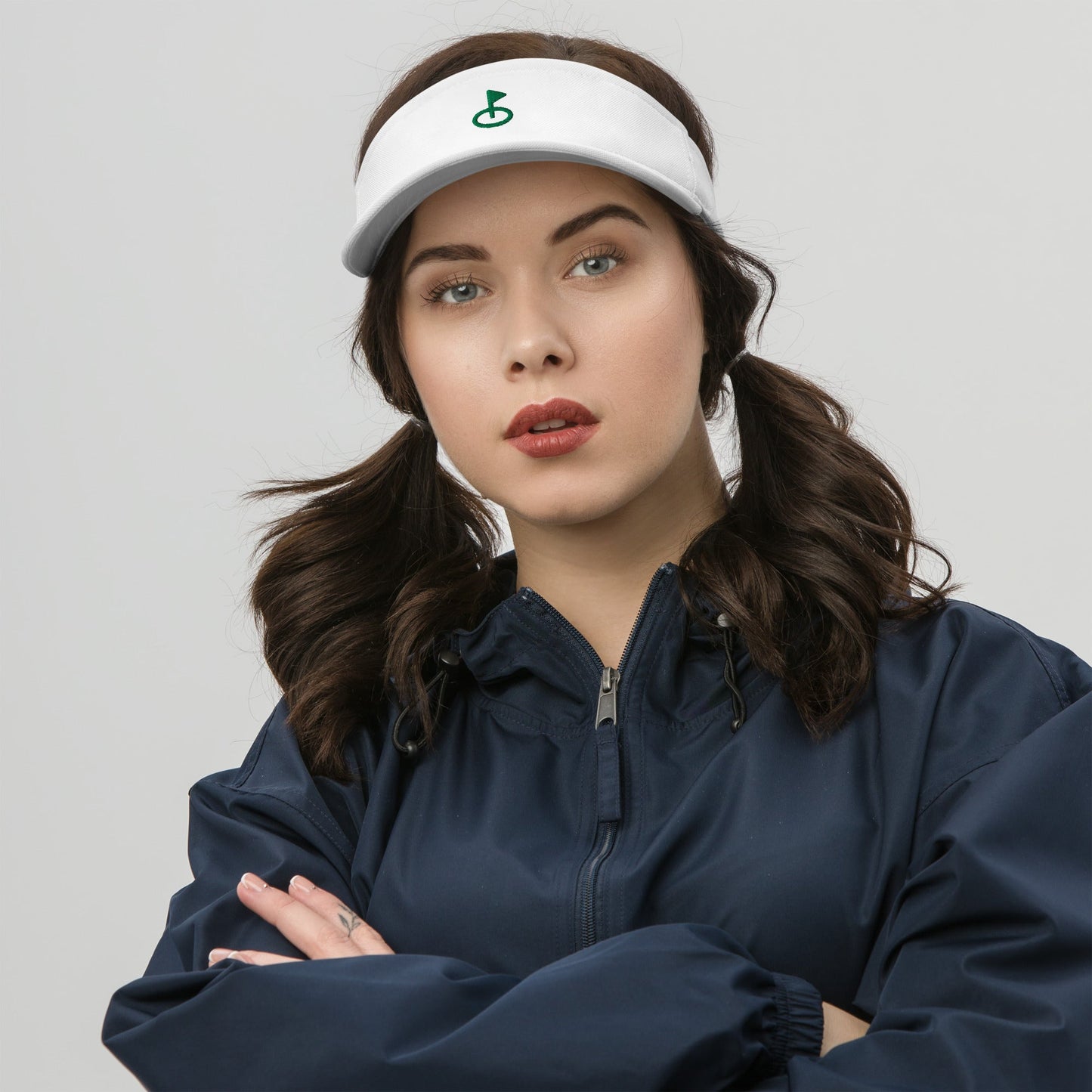 Embroidered Golf Flag Visor – Minimalist Women’s Golf Visor