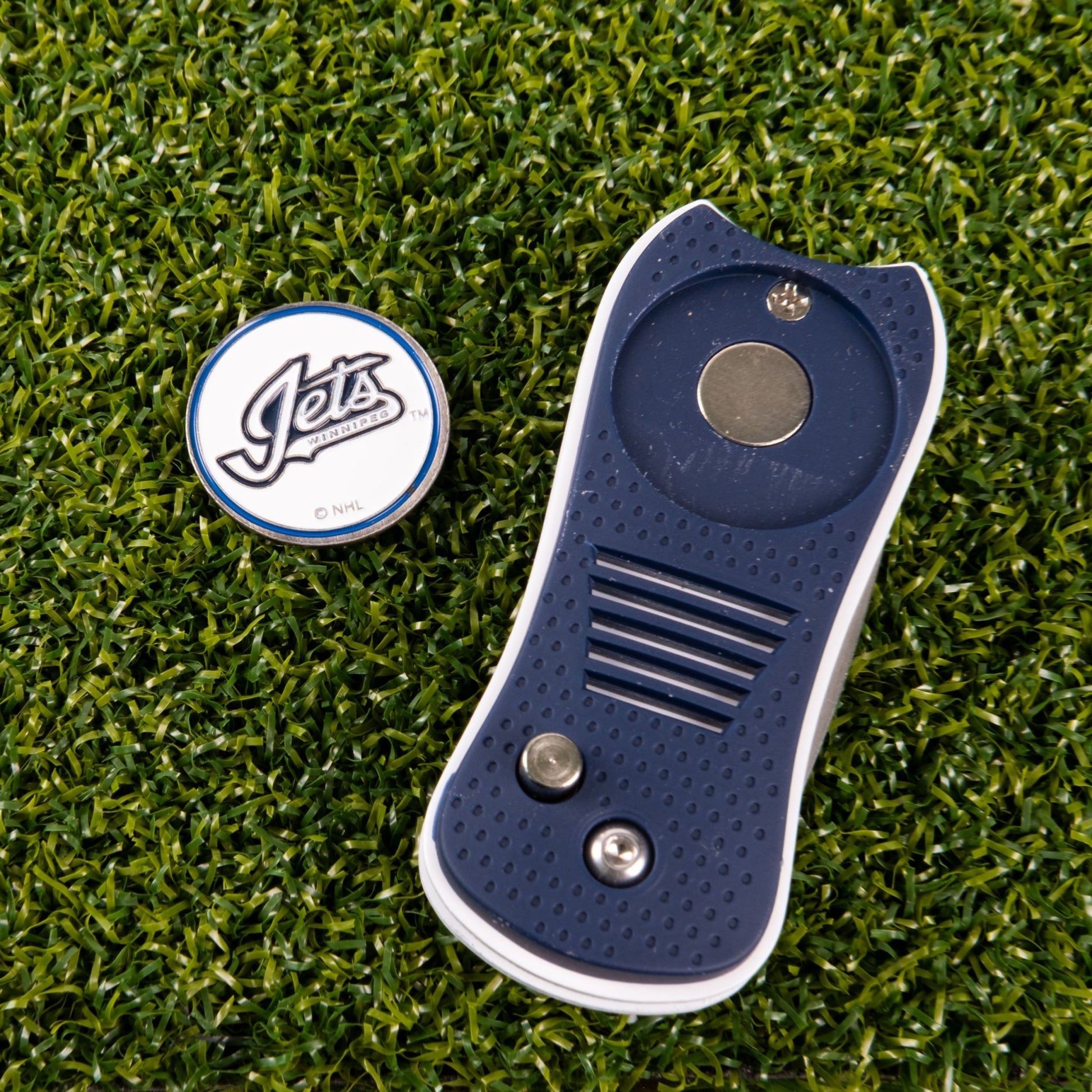 Winnipeg Jets Switchblade Divot Tool - Image 3 - Club Rehab
