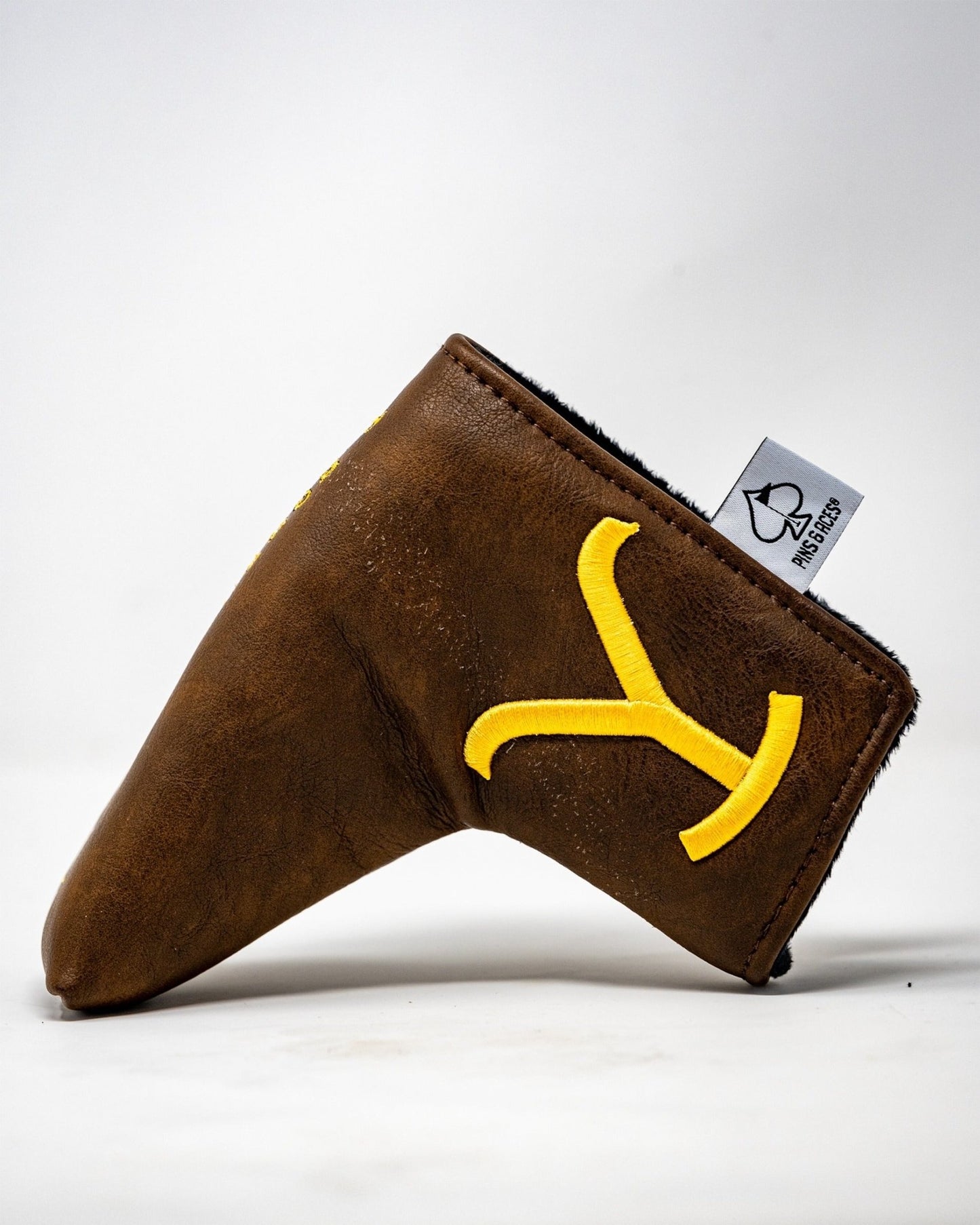 Yellowstone Putter Cover - Blade - Club Rehab